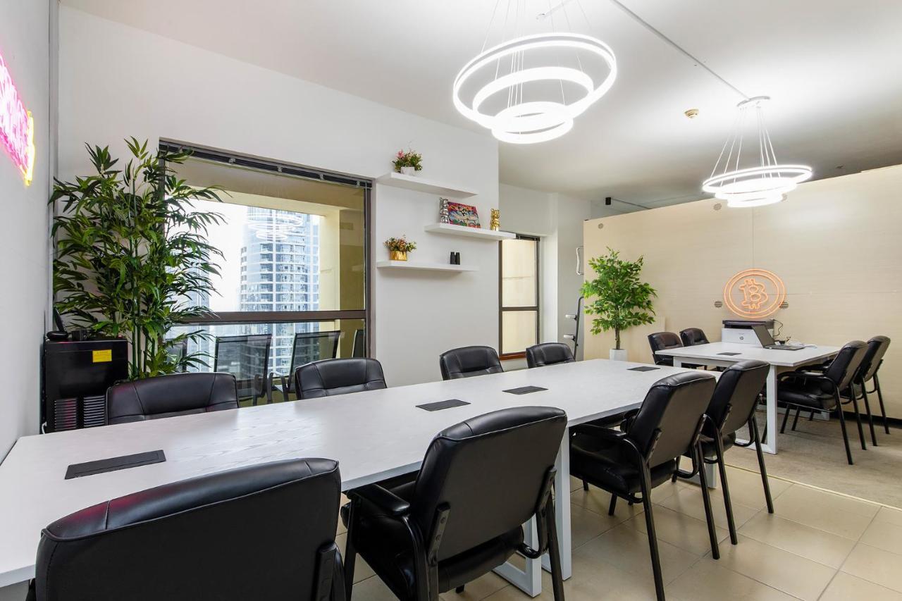Berloga Capsule Jbr Hostel Dubai Exterior photo